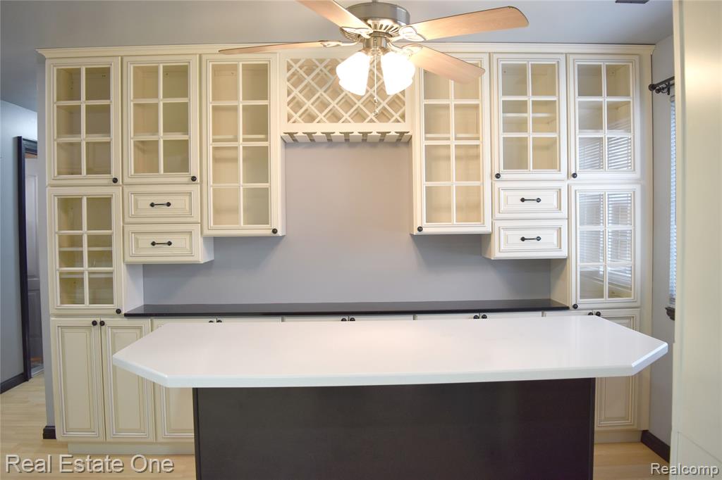 460 Baldwin Avenue, Rochester, MI 48307 — Photo 2