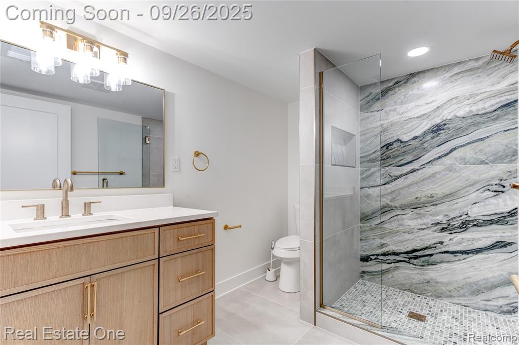 4702 Thorncroft Avenue, Royal Oak, MI 48073 — Photo 18