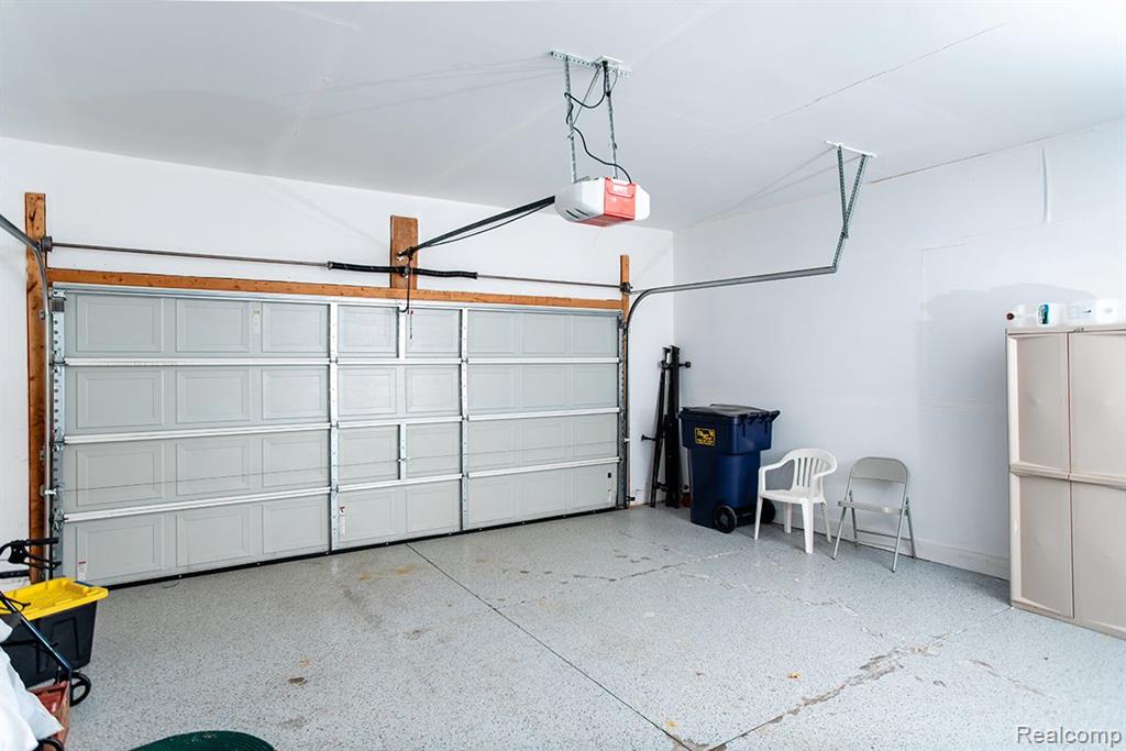 613 Zion Court, Howell, MI 48843 — Photo 32