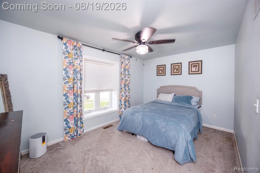 17680 Fox Glen Drive, Riverview, MI 48193 — Photo 28