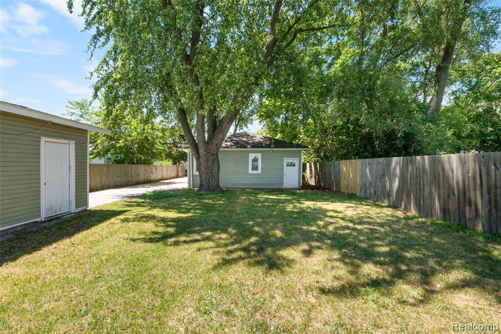 178 Lamay Avenue, Ypsilanti, MI 48198 — Photo 12