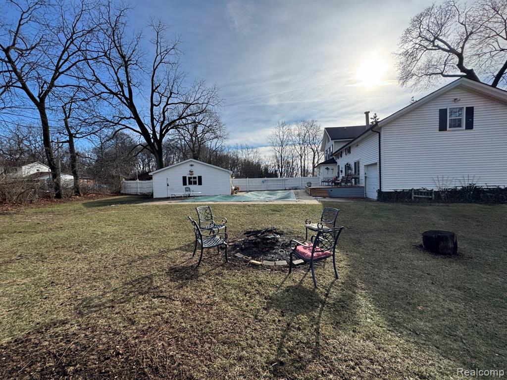 549 Grixdale Lane, Waterford, MI 48328 — Photo 54