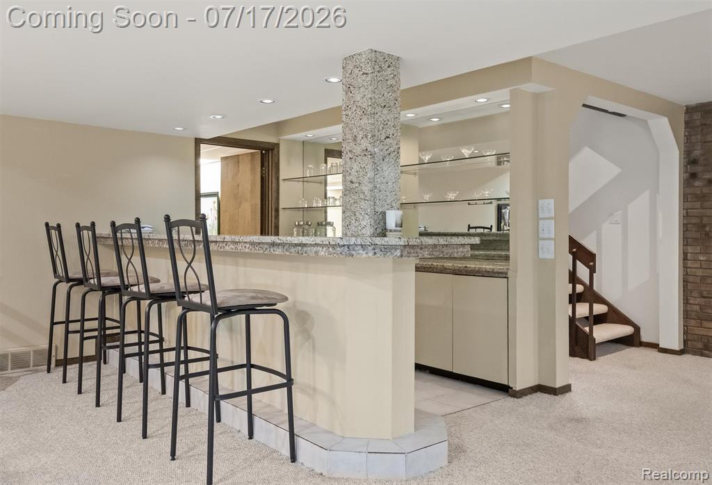 5863 Seville Circle, Orchard Lake Village, MI 48324 — Photo 47