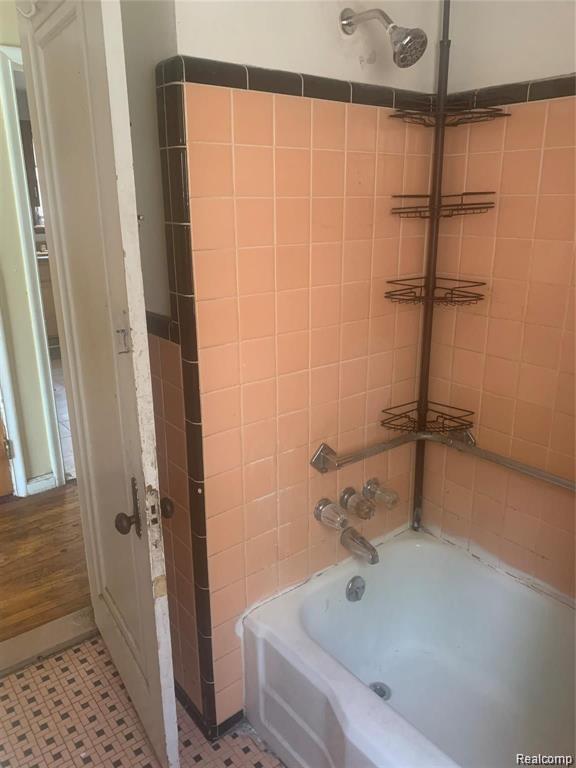 7762 Rosemont Avenue, Detroit, MI 48228 — Photo 9