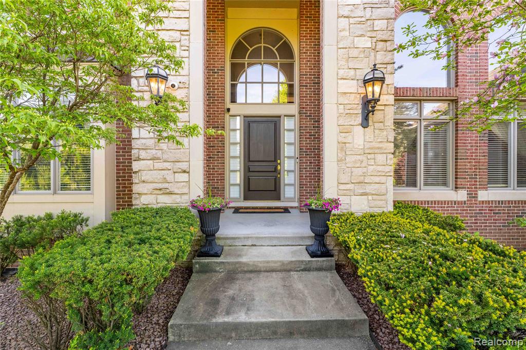 5173 Serena Drive, Troy, MI 48098 — Photo 4
