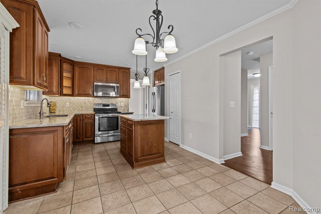 43441 BARCLAY Way, Canton, MI 48188 — Photo 5