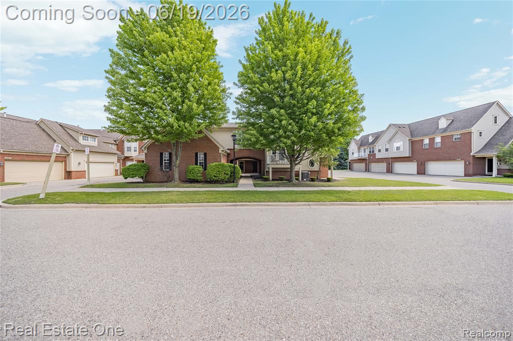 43354 Pendleton Circle, 46, Sterling Heights, MI 48313 — Photo 41