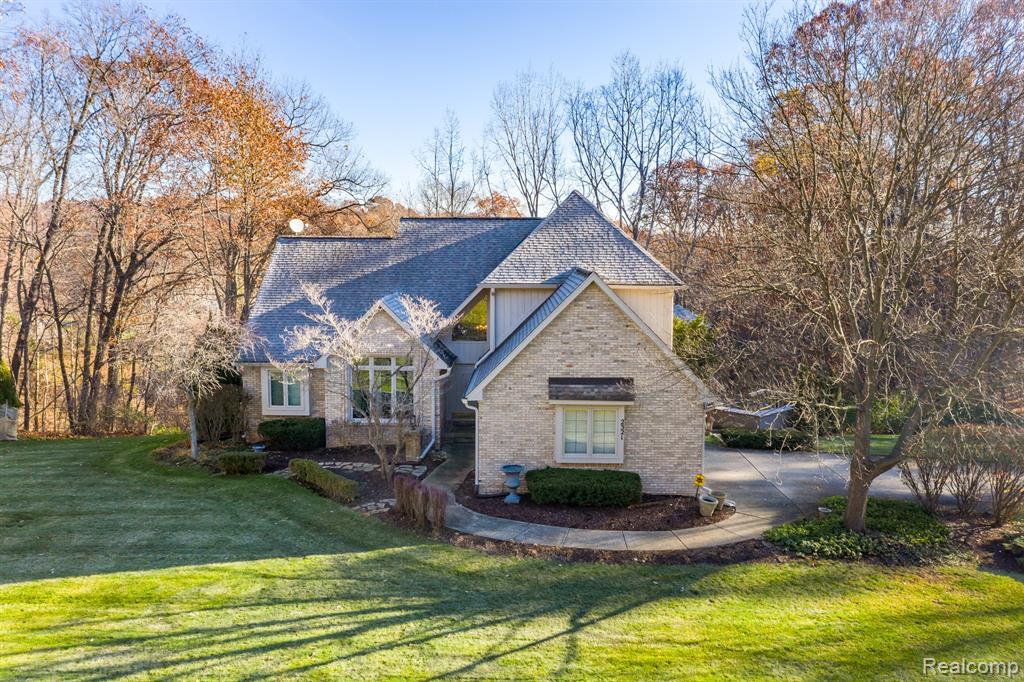 2321 Pine Hollow, Brighton, MI 48114 — Photo 5