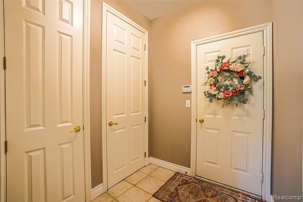 54182 Queensborough Drive, Shelby Twp, MI 48315 — Photo 36