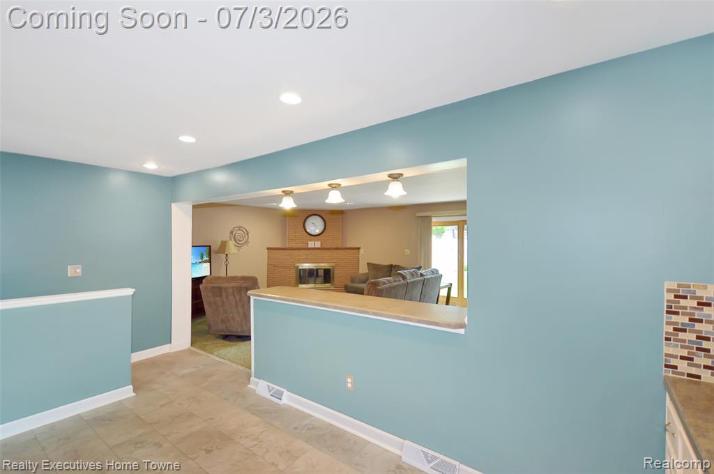 4721 Parent Avenue, Warren, MI 48092 — Photo 9