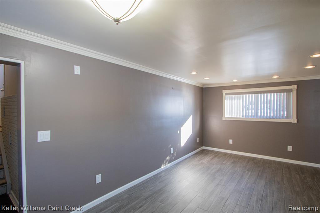 8453 Smethwick Road, Sterling Heights, MI 48312 — Photo 6