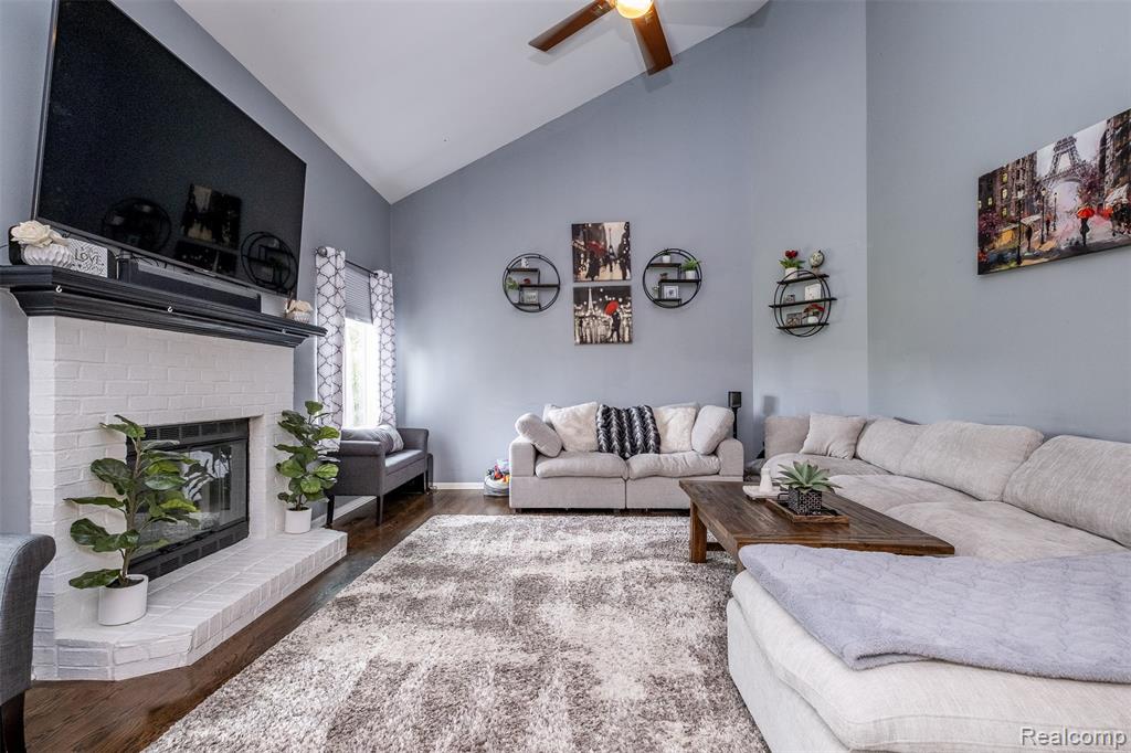 2780 Ivy Hill Drive, Commerce Twp, MI 48382 — Photo 18