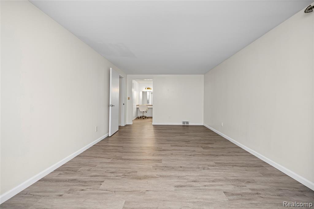 5738 Pebbleshire Road, Bloomfield Hills, MI 48301 — Photo 22