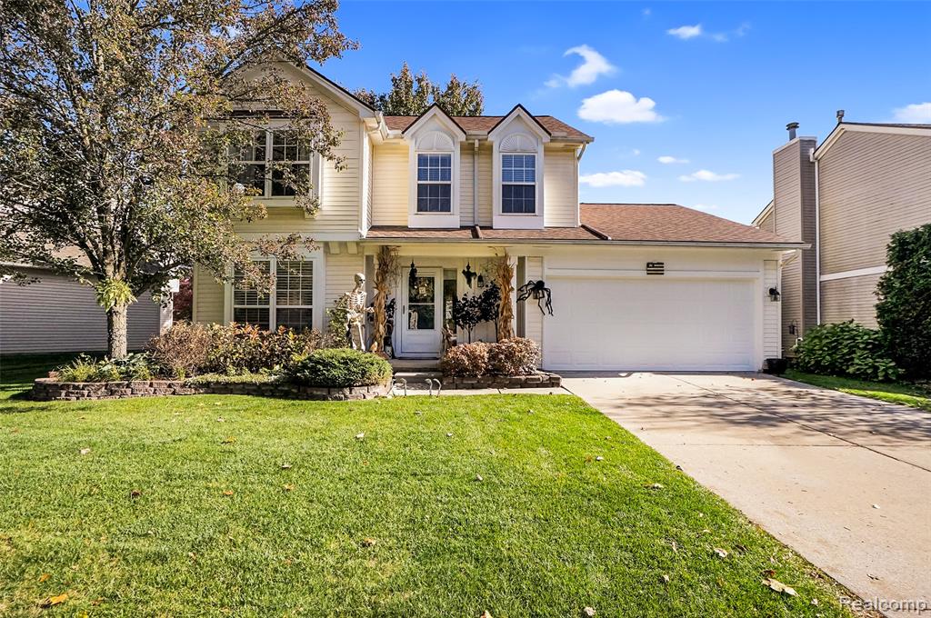 942 Westbrooke Drive, South Lyon, MI 48178 — front exterior