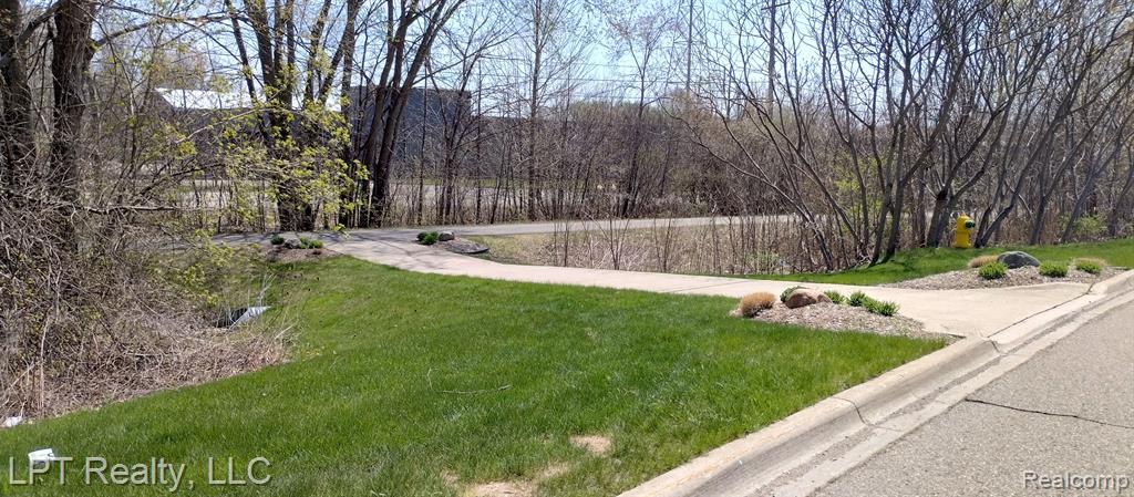 61867 WOODFIELD Way, Washington, MI — Photo 34