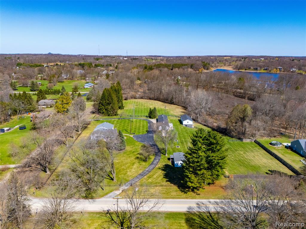 8636 Tindall Road, Davisburg, MI 48350 — Photo 56