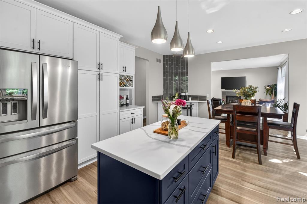 7359 Colchester Lane, West Bloomfield, MI — Photo 16
