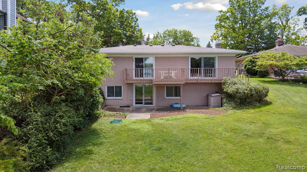 7262 Hatchery Road, Waterford, MI 48327 — Photo 42