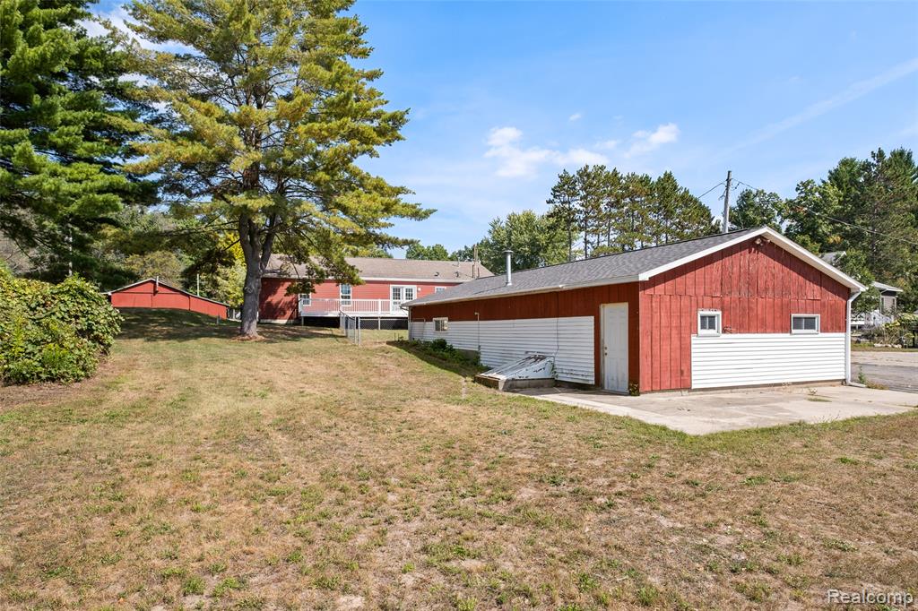 18415 12 Mile Road, Big Rapids, MI 49307 — Photo 36