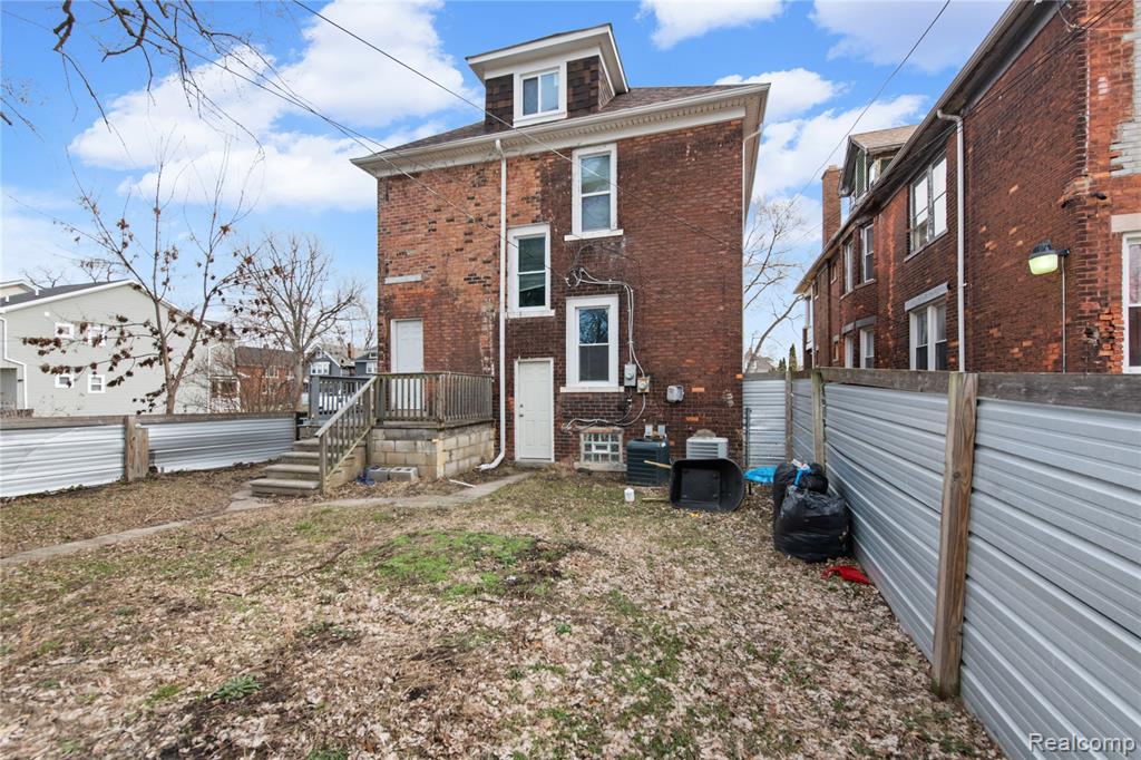 591 Hague Street, Detroit, MI 48202 — Photo 7
