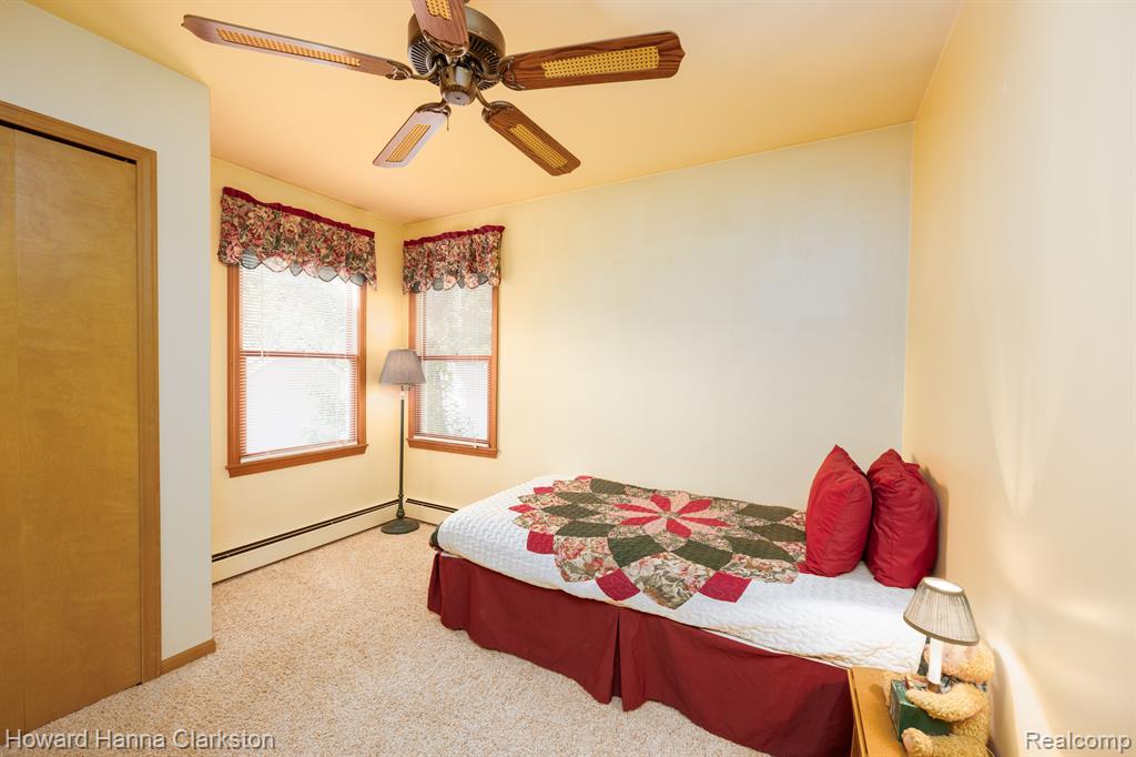 6183 Jameson Drive, Waterford, MI 48329 — Photo 13