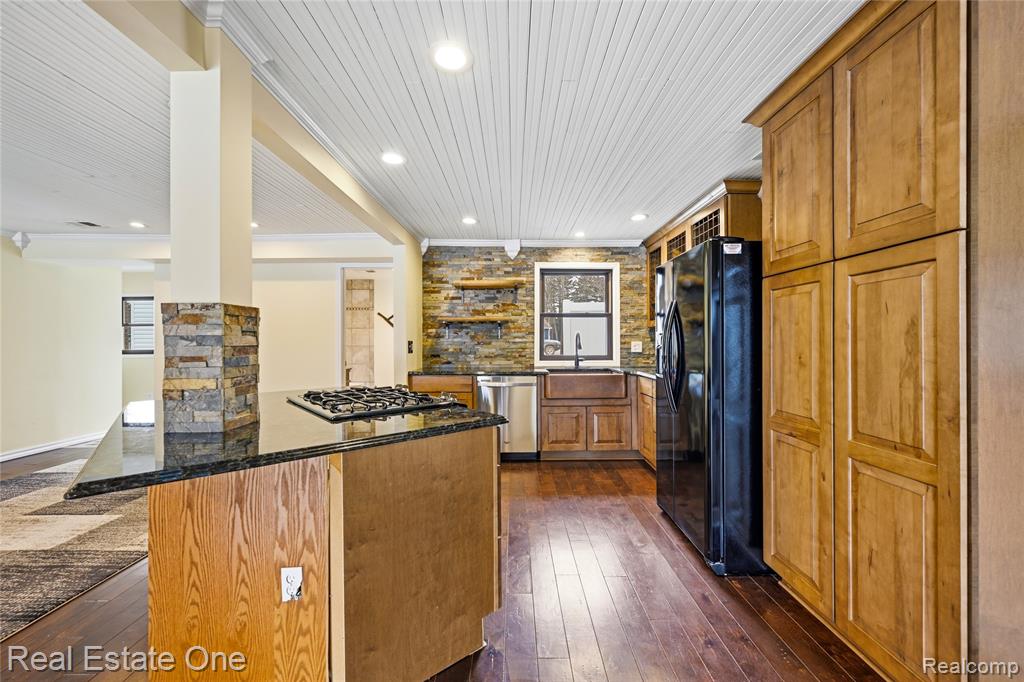10428 King Road, Davisburg, MI 48350 — Photo 25