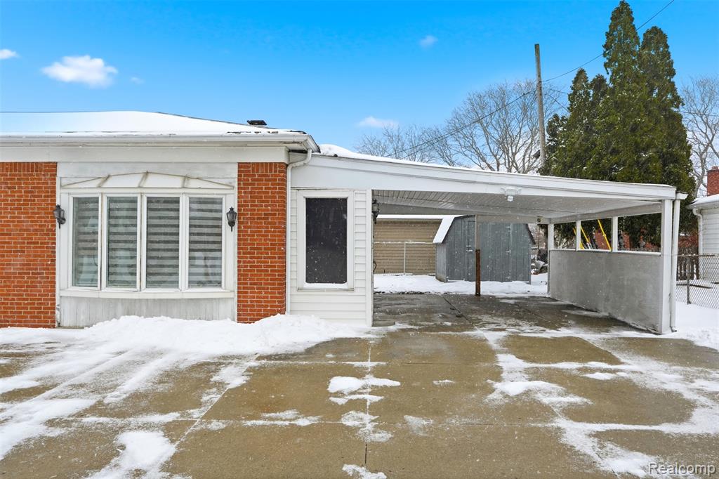 25961 Warrington Street, Dearborn Heights, MI 48127 — Photo 35