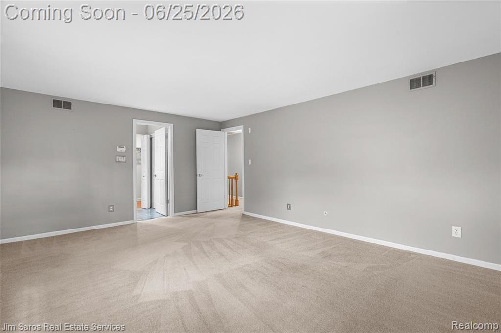 32807 Red Oaks Trail, Beverly Hills, MI 48025 — Photo 30
