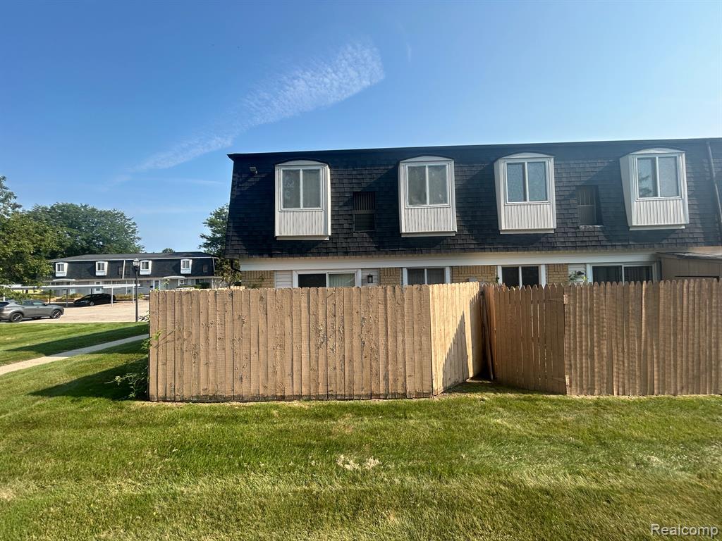 41168 N WOODBURY GREEN, Belleville, MI 48111 — Photo 14