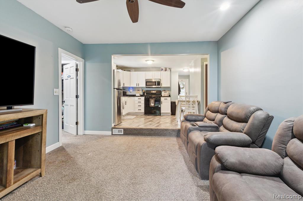 759 Elm Street, Allenton, MI 48002 — Photo 8