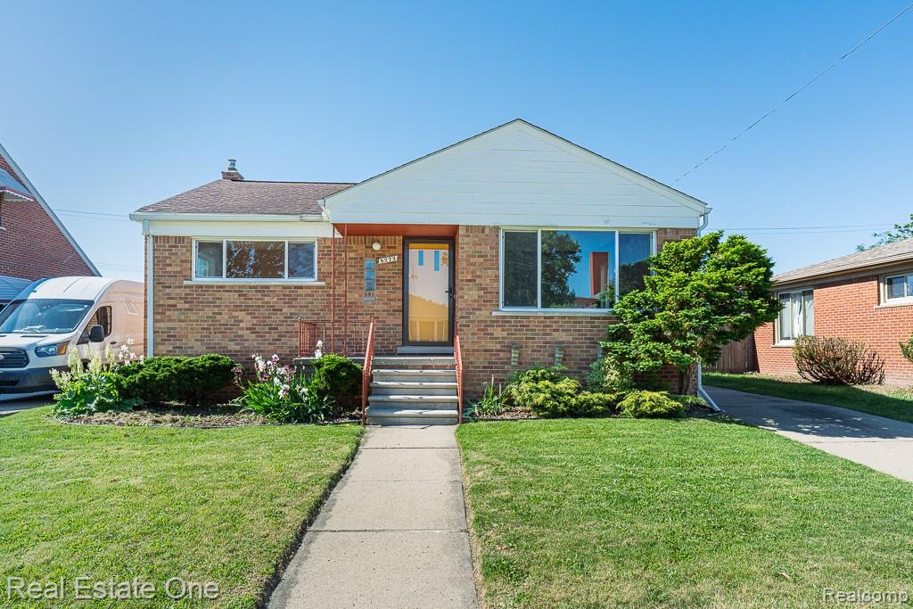 8272 Racine Road, Warren, MI 48093 — Photo 35