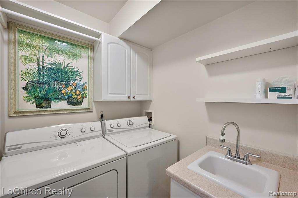 733 Hamilton Court, Rochester Hills, MI 48307 — Photo 20