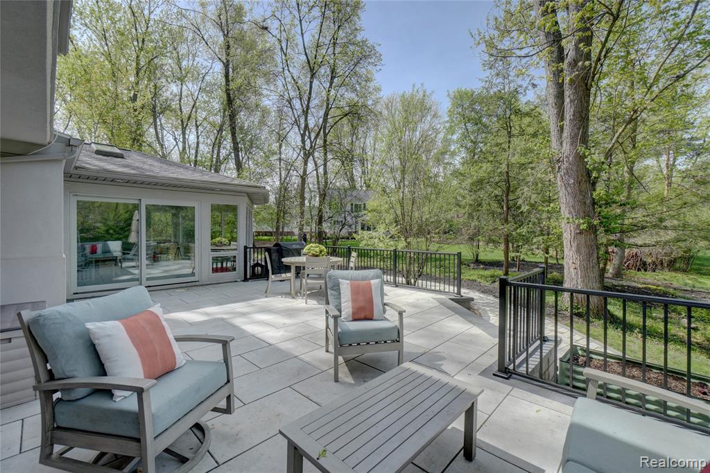 19341 Devonshire Street, Beverly Hills, MI 48025 — Photo 19