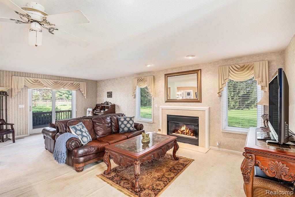 4336 S IRISH Road, Davison, MI 48423 — Photo 6