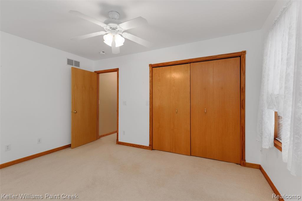 10045 Highland Road, White Lake, MI — Photo 23