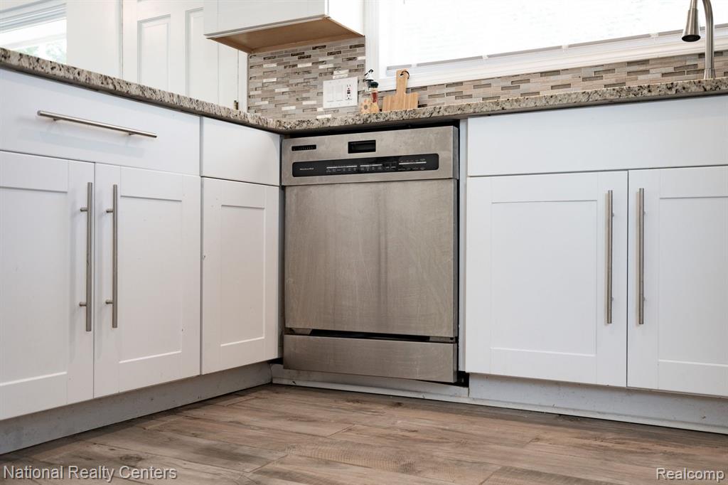 40960 MOORINGSIDE, Novi, MI — Photo 10