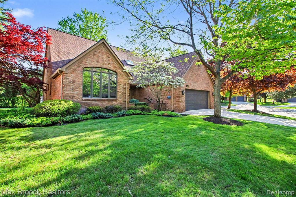 21850 Dover Court, Beverly Hills, MI 48025 — Photo 4