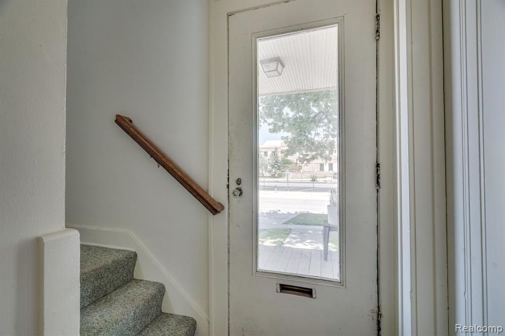 412 E 3RD Street, Royal Oak, MI 48067 — Photo 2