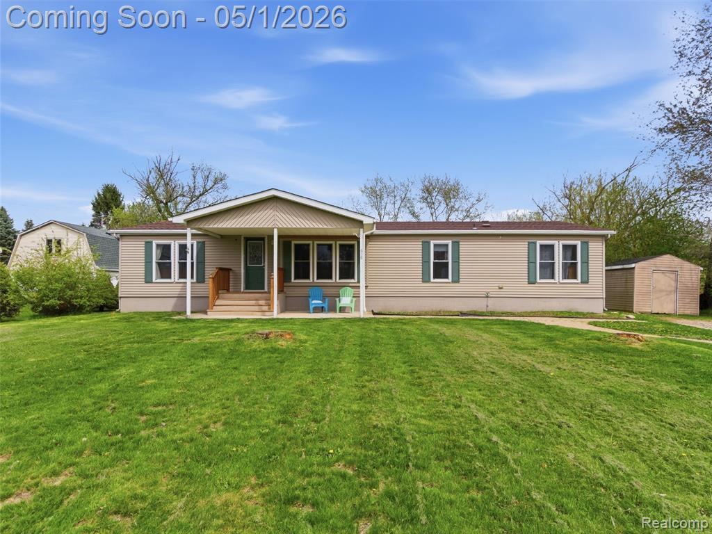 616 N Blacks Corners Road, Imlay City, MI 48444 — front exterior