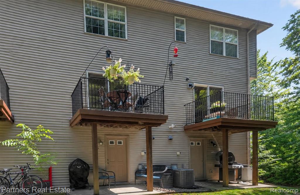 1617 Red Hickory Court, Howell, MI 48855 — Photo 45