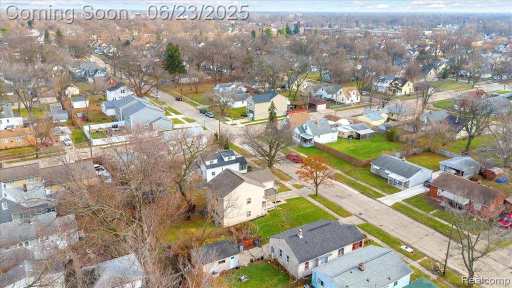 417 E BERNHARD Avenue, Hazel Park, MI 48030 — Photo 35