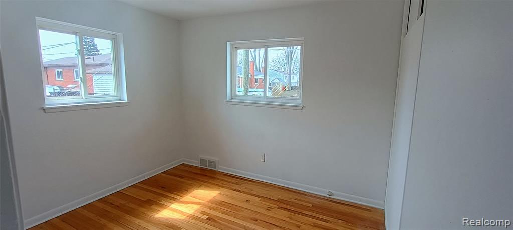 8025 Randy Drive, Westland, MI — Photo 19
