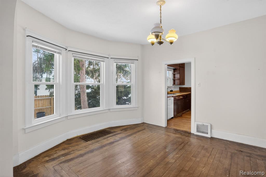 2917 N Michigan Avenue, Saginaw, MI 48604 — Photo 10