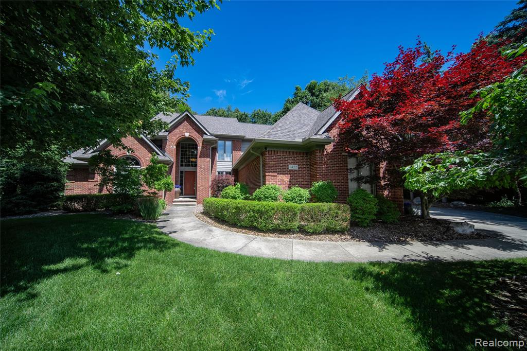 7422 Autumn Hill Drive, West Bloomfield, MI 48323 — Photo 4
