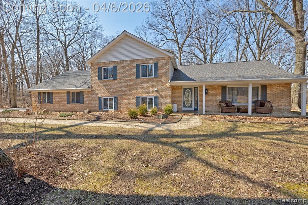 6332 Laura Lane, Flint, MI 48507 — front exterior