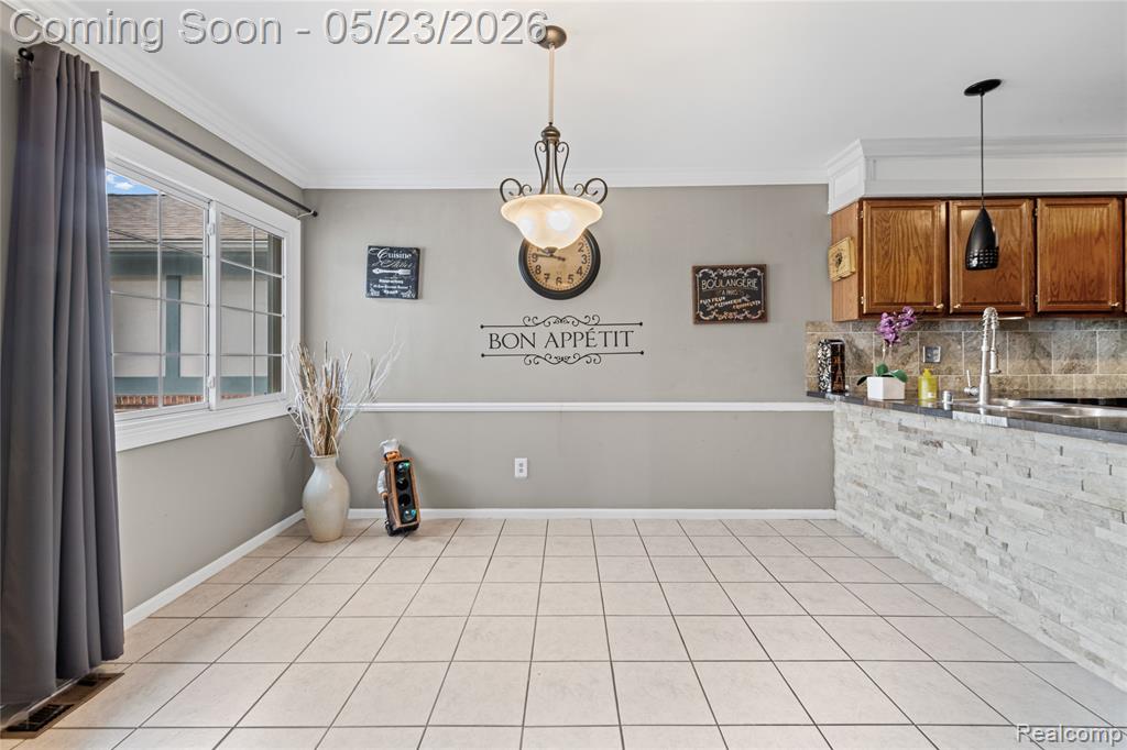 45511 Dover Drive, Macomb, MI 48044 — Photo 16