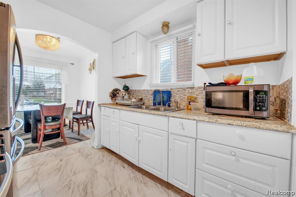 6839 Rosemont Avenue, Detroit, MI 48228 — Photo 15