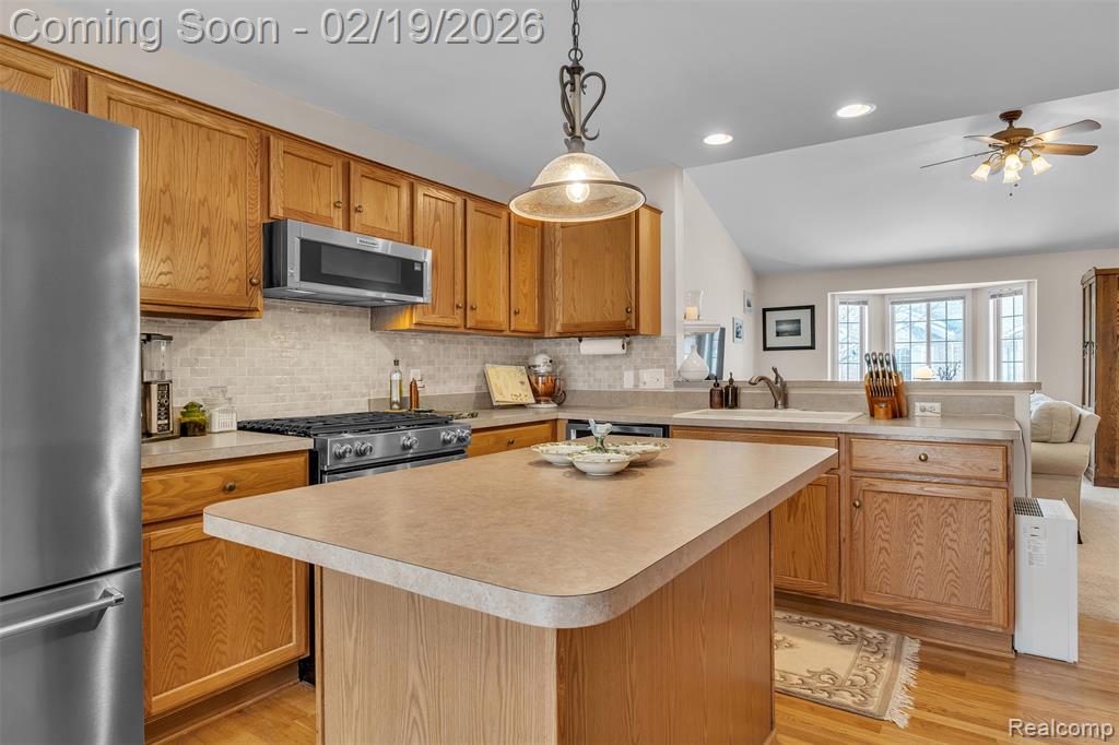 50490 Kayla Drive, New Baltimore, MI 48047 — Photo 9