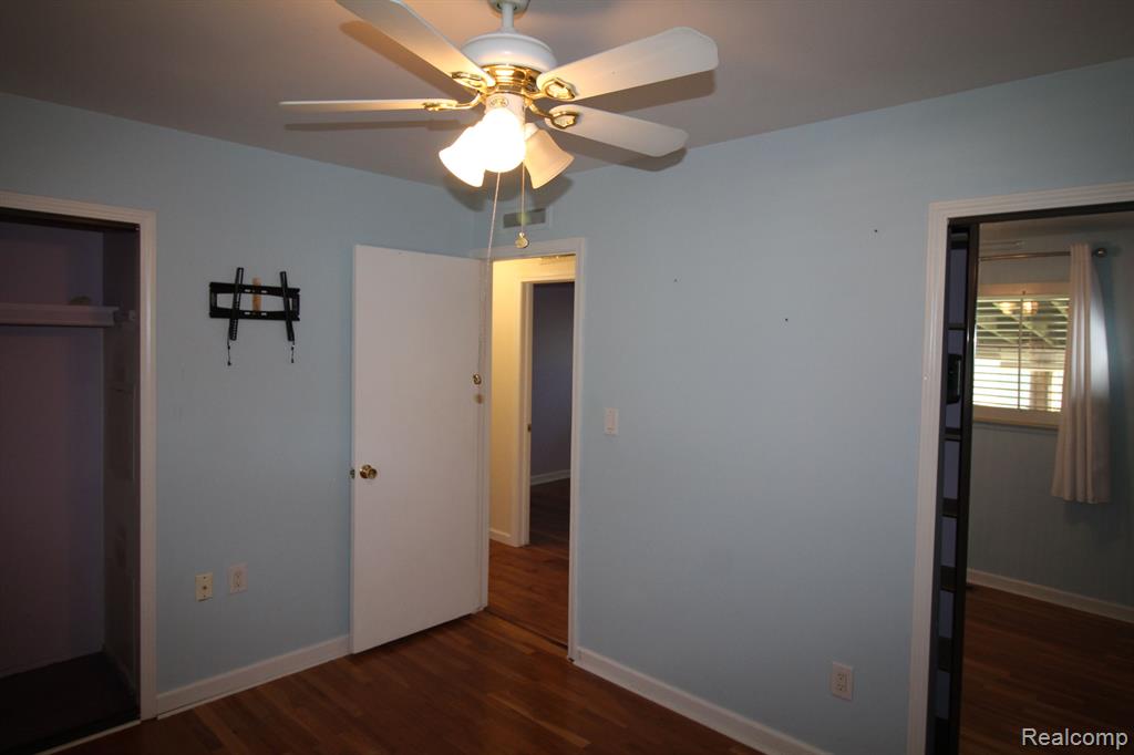 40803 FIRWOOD Street, Plymouth, MI 48170 — Photo 23
