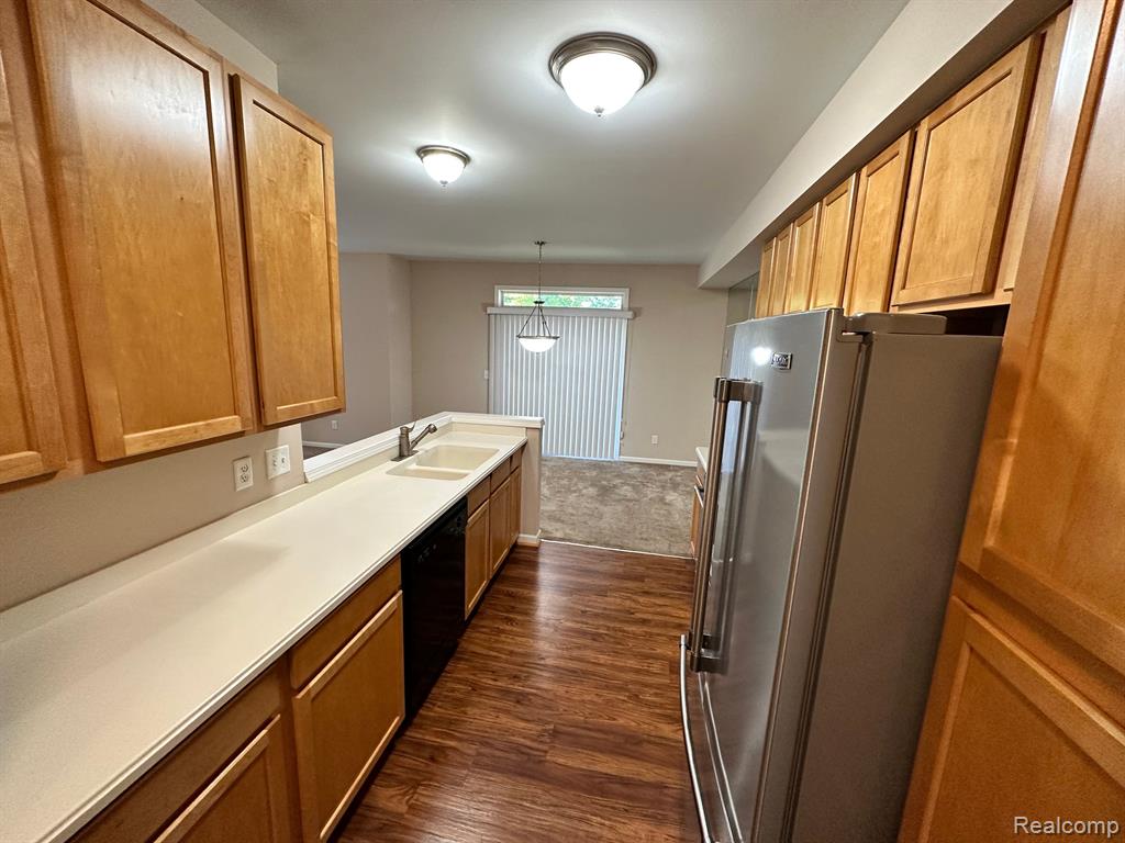 2354 PINECROFT Drive, Canton, MI 48188 — Photo 14